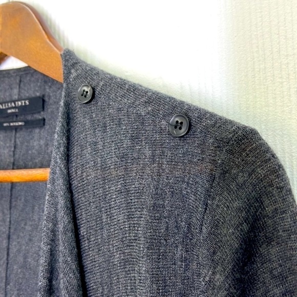 All Saints - 100 % Grey Merino Wool Button Shoulder Light Wrap Cardigan Small - Picture 11 of 12
